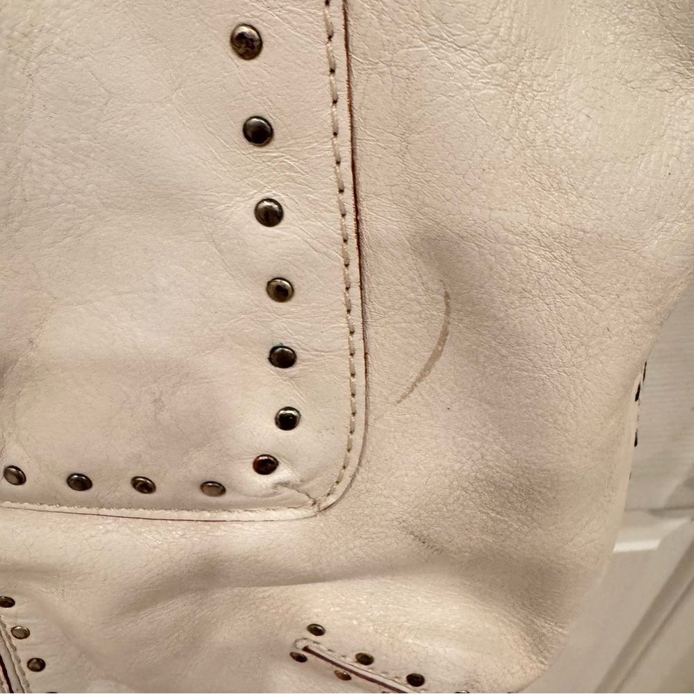 Michael Kors Astor older Studded cream leather big tote well made loved 13x12x3" - Picture 14 of 16